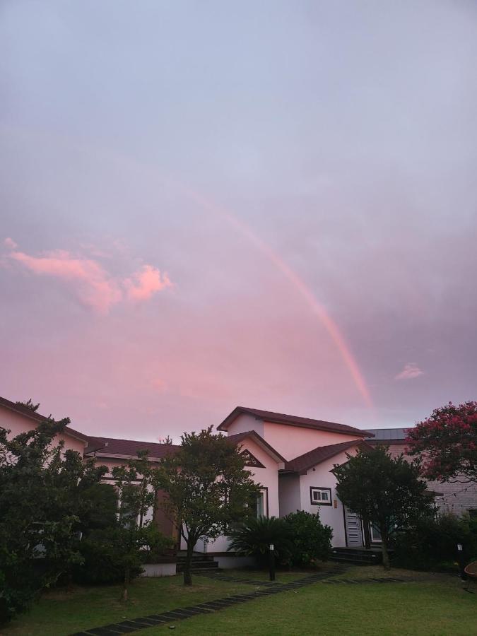 Gla Aewol Villa Jeju Buitenkant foto